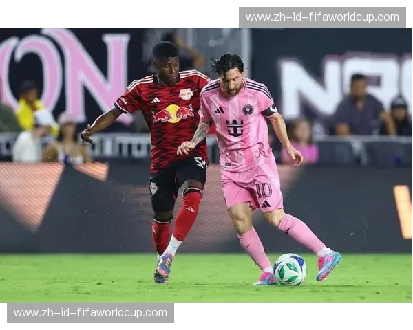 巅峰对决：当梅西的“粉色风暴”撞上纽约红牛的“红魔狂飙”——这不只是一场足球赛